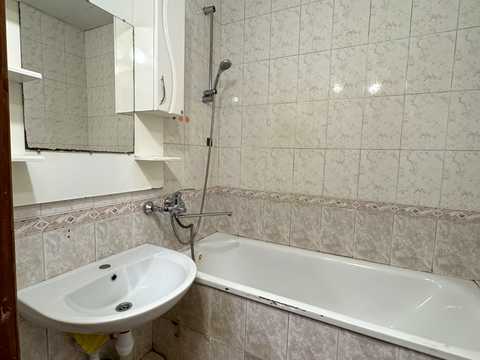 квартира за адресою Корольова вул., 17