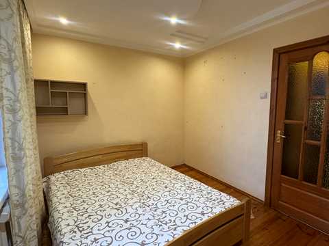 квартира за адресою Корольова вул., 17