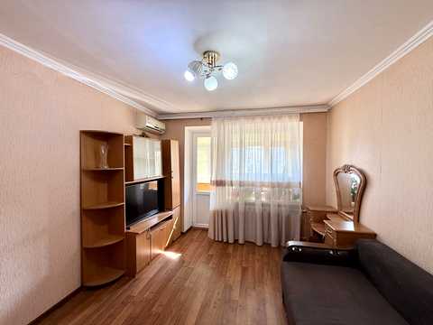 квартира за адресою Сергія Скальда вул. (Комарова), 9