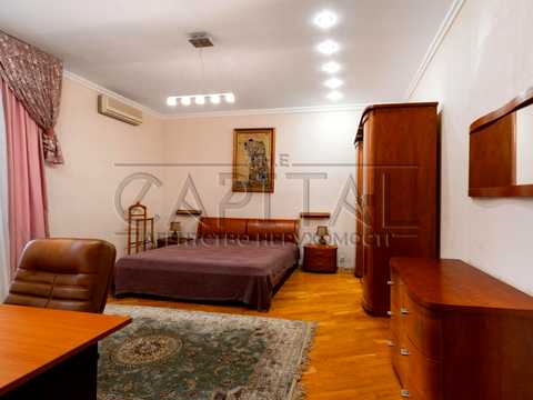 квартира за адресою Старонаводницька вул., 13