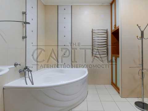 квартира за адресою Старонаводницька вул., 13