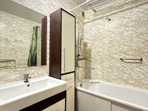 квартира за адресою Горлівська вул., 220