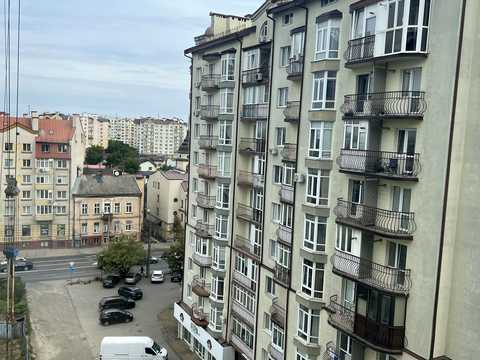 квартира за адресою Незалежності вул., 136