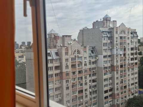 квартира за адресою Андрія Верхогляда вул. (Михайла Драгомирова), 12