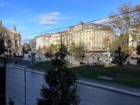 квартира по адресу Свободы просп. (Ленина), 31