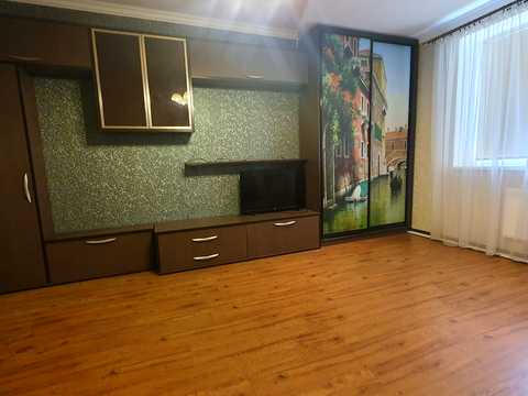 квартира по адресу Сержанта Жужомы ул., 7