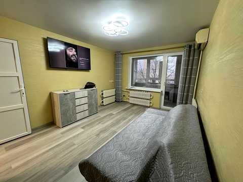 квартира за адресою Братів Горобців вул. (Дмитра Кедріна), 49