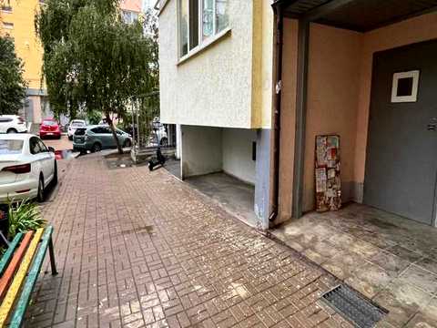 квартира за адресою Боровиковського бульв., 5
