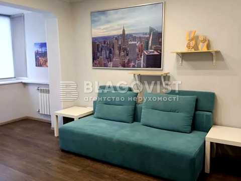 квартира за адресою Солом'янська вул., 3-А