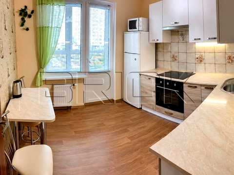 квартира за адресою Бориса Гмирі вул., 12-Б