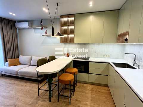 квартира за адресою Салютна вул., 2к18