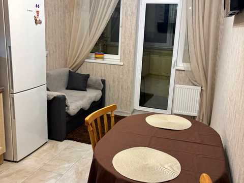 квартира за адресою Андрія Аболмасова вул. (Панельна), 4-А