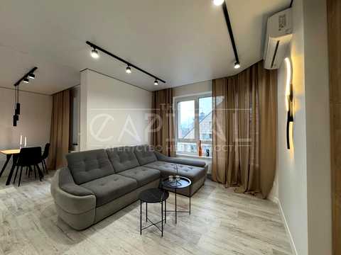 квартира за адресою Золотоустівська вул., 25