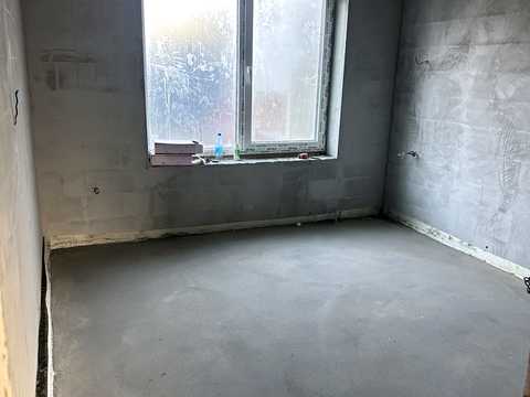 1880112786713867