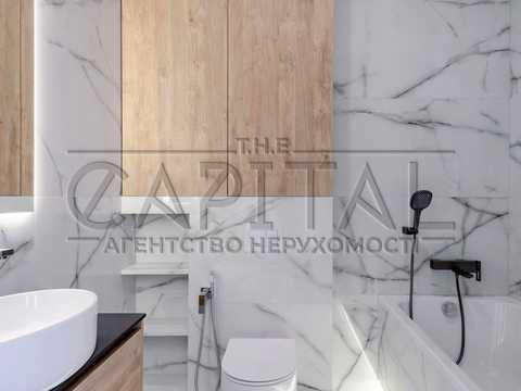 будинок за адресою Приозерна вул., 21