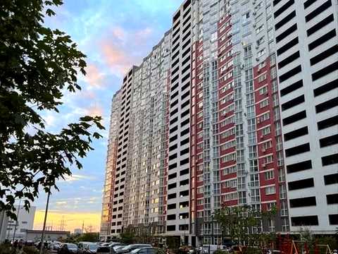 квартира по адресу Драгоманова ул., 2-А