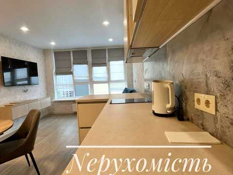 квартира за адресою Михайла Максимовича вул. (Онуфрія Трутенка), 32-В
