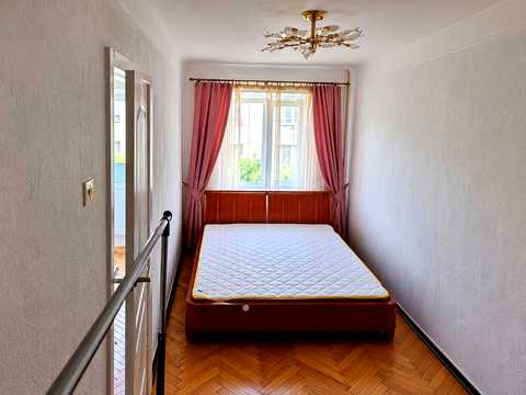 квартира за адресою Олени Теліги вул., 37-В