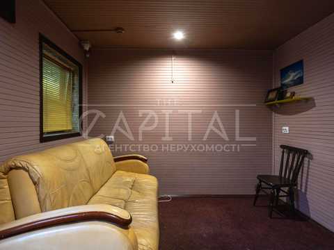 комерційна за адресою Дегтярівська вул., 51