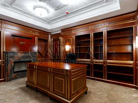 комерційна за адресою Верхньогірська вул., 7