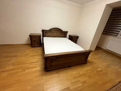 квартира за адресою Потічна вул., 1