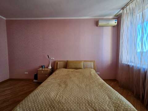 квартира за адресою Володимира Івасюка просп. (Героїв Сталінграду), 8
