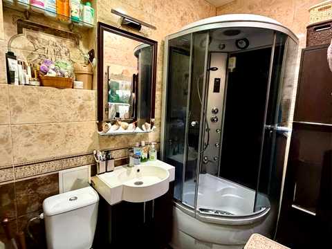 квартира за адресою Дніпро, Івана Нечуя-Левицького вул. (Каруни), 8