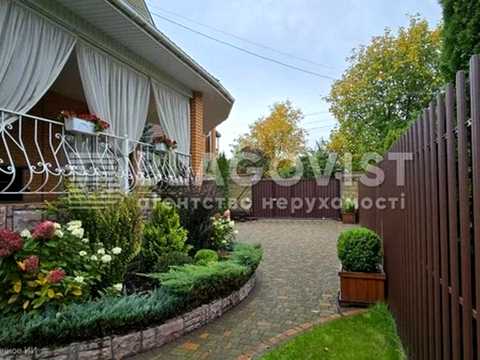 будинок за адресою Богатирська вул.