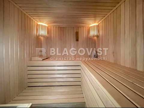 будинок за адресою Богатирська вул.