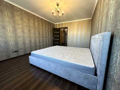 квартира за адресою Сергія Данченка вул., 5