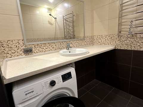 квартира за адресою Сергія Данченка вул., 5