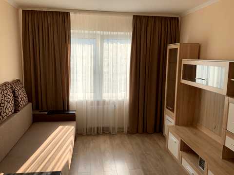 квартира по адресу Софии Русовой ул., 7
