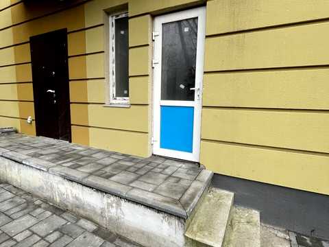 комерційна за адресою Сонячна вул., 4