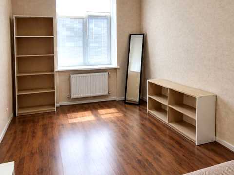 комерційна за адресою Писаржевського вул., 22