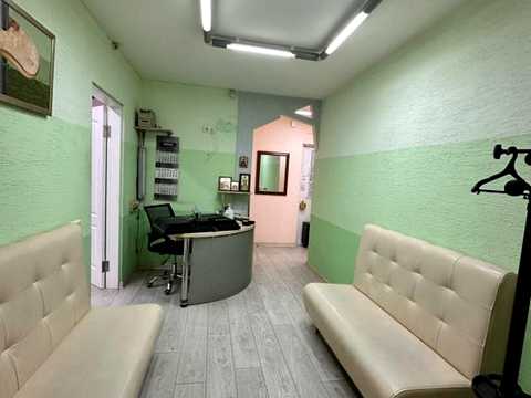 комерційна за адресою Євгена Танцюри вул. (Генерала Петрова), 33