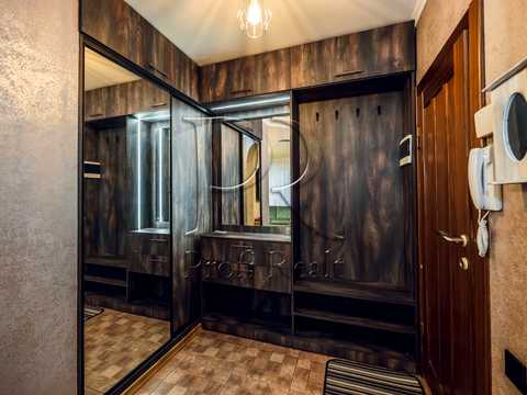 квартира за адресою Романа Шухевича просп. (Генерала Ватутіна), 24