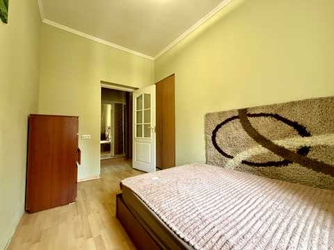 квартира за адресою Троїцька вул., 5