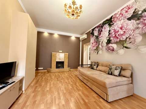 квартира за адресою Троїцька вул., 5