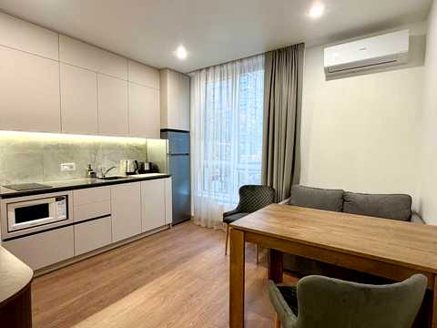 квартира за адресою Салютна вул., 2к17