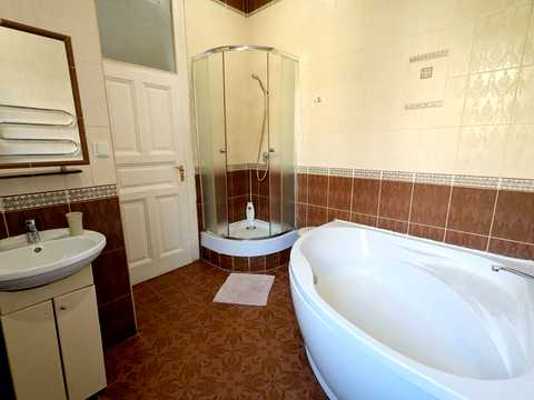 квартира за адресою Тараса Шевченка просп., 12