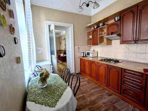 квартира за адресою Тараса Шевченка просп., 12