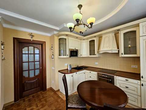 квартира по адресу Верховинная ул., 35