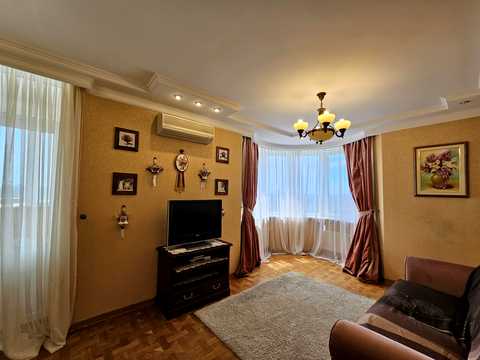 квартира по адресу Верховинная ул., 35
