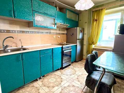 квартира за адресою Лазурна вул., 4-Г