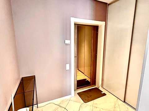 квартира за адресою Анни Ахматової вул., 22