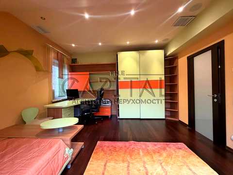 дом по адресу с. Козин, Старокиївська