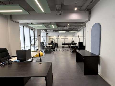 комерційна за адресою Антоновича вул. (Горького), 74