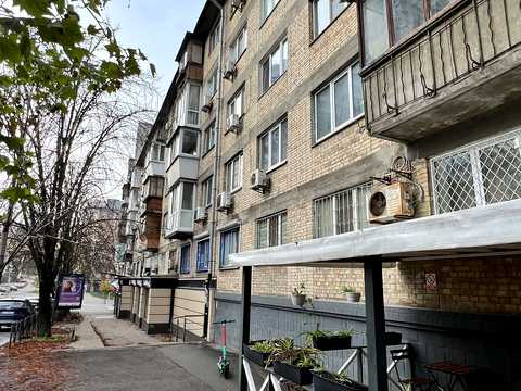 квартира по адресу Кловский спуск, 12