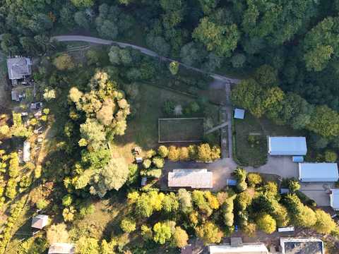 комерційна за адресою Барвінкова, 25