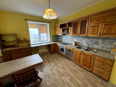 квартира за адресою Науки просп., 62-А